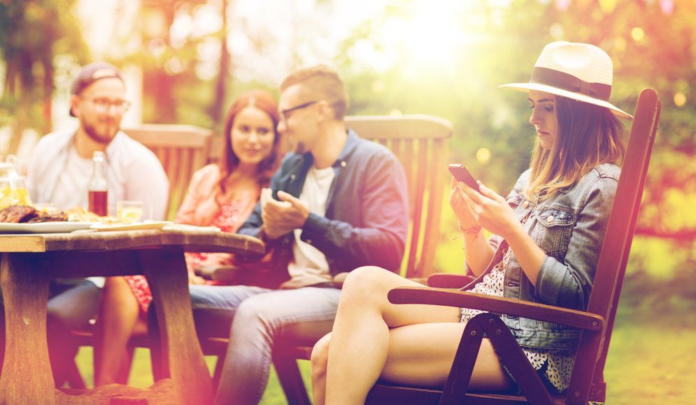 8 biggest money mistakes to avoid when you're young